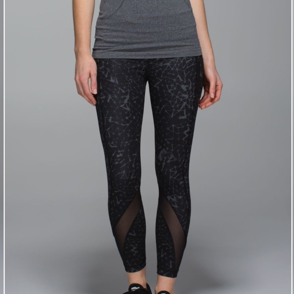 Lululemon Inspire Tights Sz 4 - Picture 9 of 10